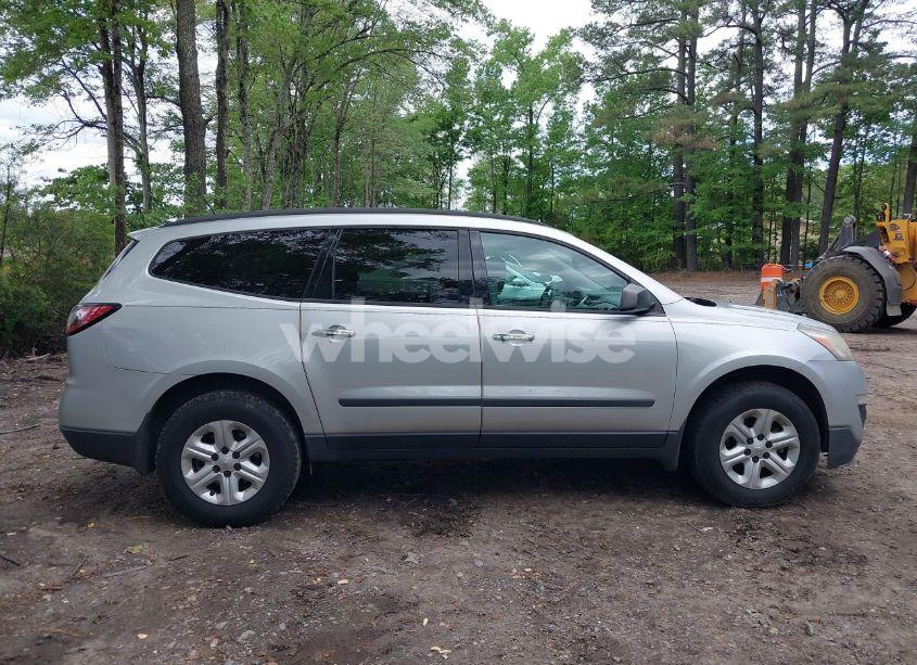 Photo 13 of 2013 Chevrolet Traverse LS (VIN 1GNKRFED2DJ116658)
