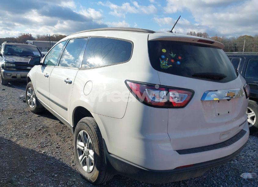 Photo 3 of 2013 Chevrolet Traverse LS (VIN 1GNKRFED2DJ117048)