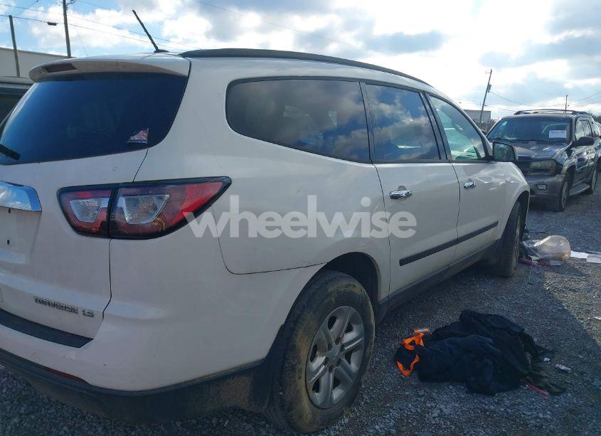 Photo 4 of 2013 Chevrolet Traverse LS (VIN 1GNKRFED2DJ117048)