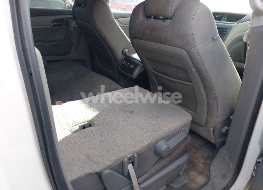 Photo 8 of 2013 Chevrolet Traverse LS (VIN 1GNKRFED2DJ117048)