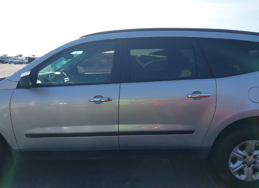 Photo 15 of 2013 Chevrolet Traverse LS (VIN 1GNKRFED2DJ181655)