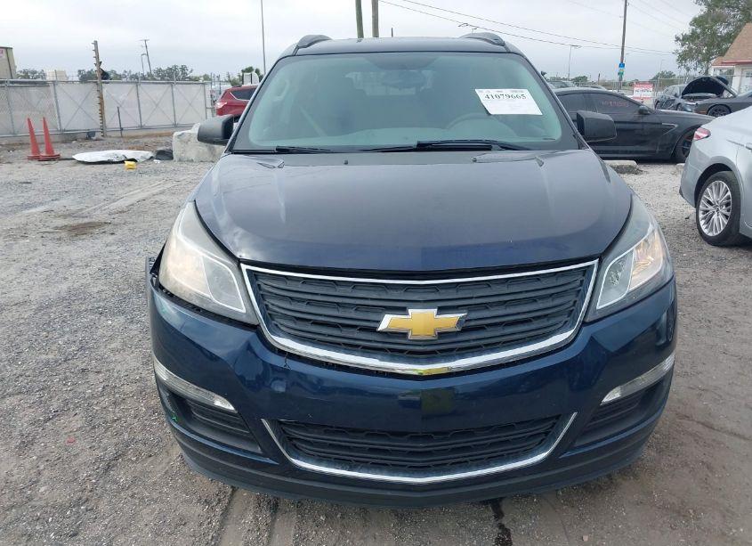 Photo 12 of 2017 Chevrolet Traverse LS (VIN 1GNKRFED2HJ257400)