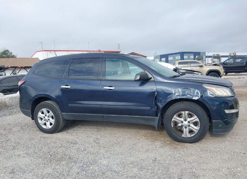 Photo 13 of 2017 Chevrolet Traverse LS (VIN 1GNKRFED2HJ257400)