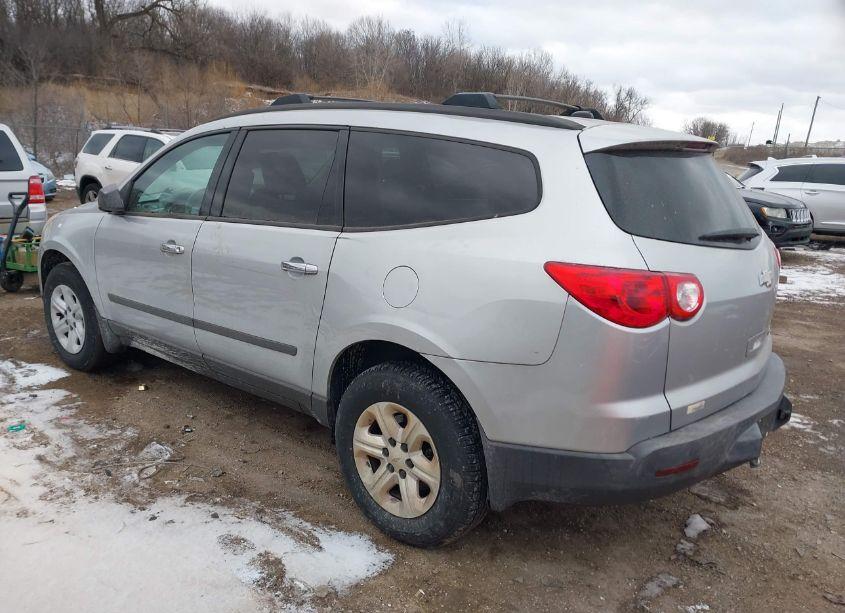 Photo 3 of 2011 Chevrolet Traverse LS (VIN 1GNKRFED3BJ222257)