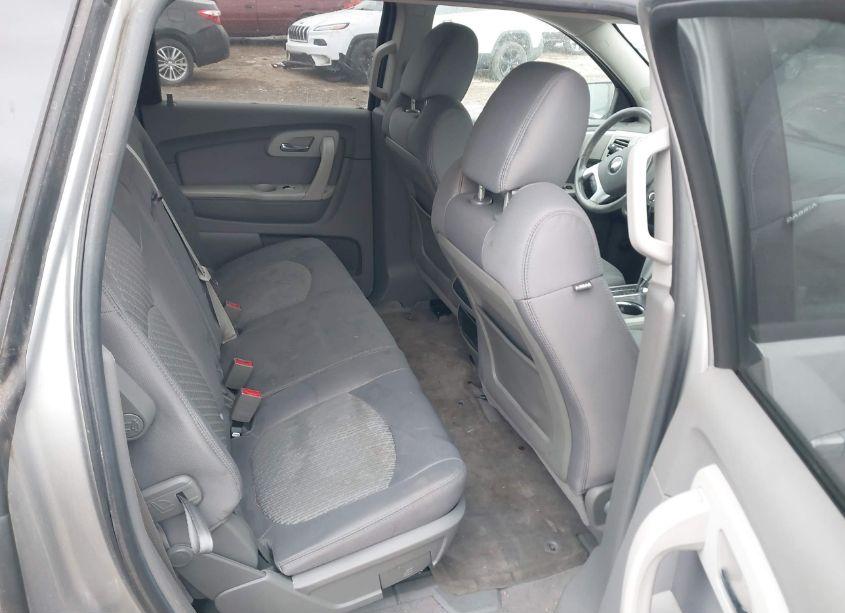 Photo 8 of 2011 Chevrolet Traverse LS (VIN 1GNKRFED3BJ222257)