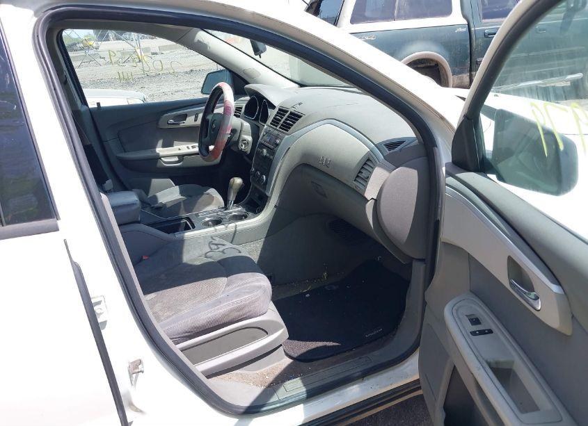 Photo 5 of 2012 Chevrolet Traverse LS (VIN 1GNKRFED3CJ239660)