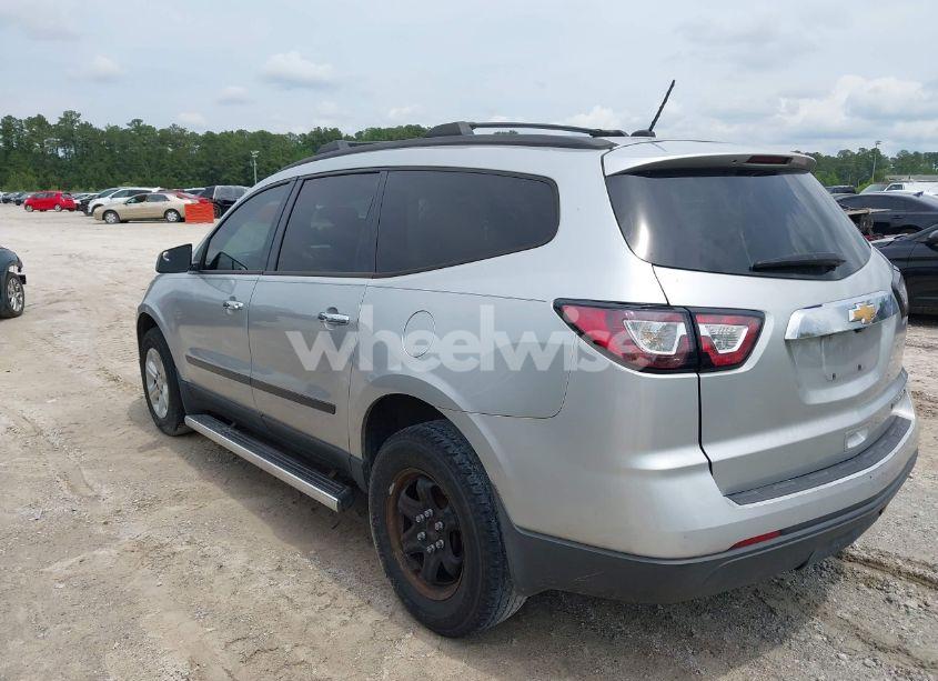 Photo 3 of 2013 Chevrolet Traverse LS (VIN 1GNKRFED3DJ118399)