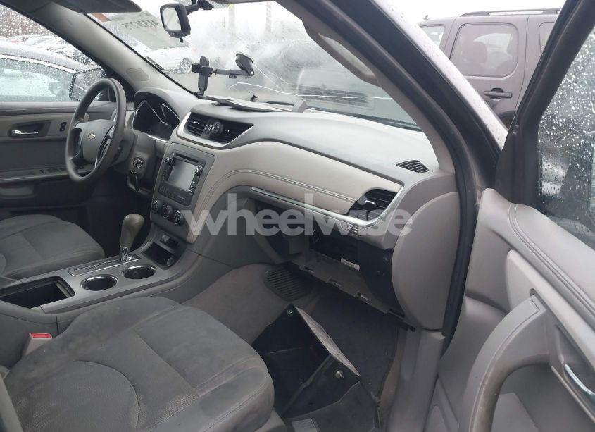 Photo 5 of 2013 Chevrolet Traverse LS (VIN 1GNKRFED3DJ123246)