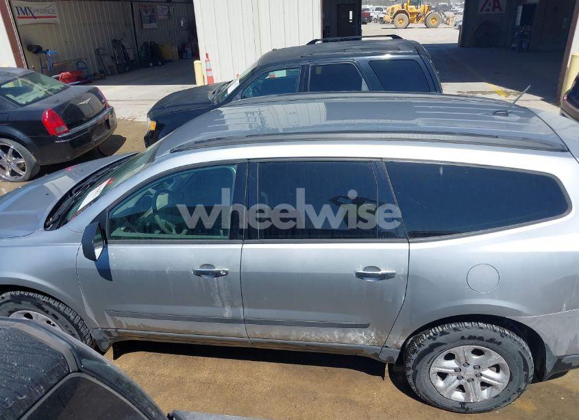 Photo 14 of 2015 Chevrolet Traverse LS (VIN 1GNKRFED3FJ365392)