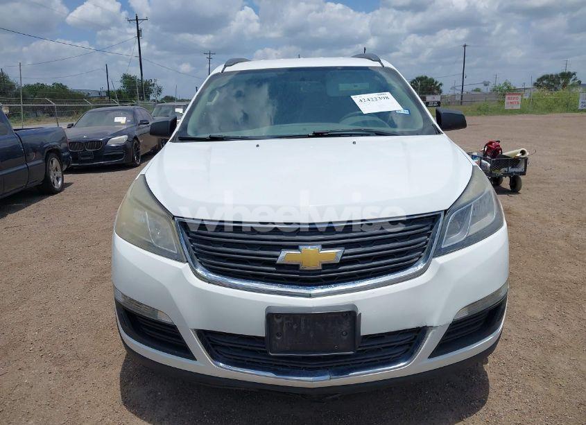 Photo 11 of 2016 Chevrolet Traverse LS (VIN 1GNKRFED3GJ260756)