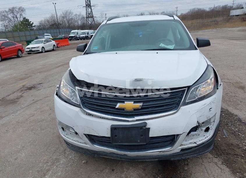 Photo 12 of 2017 Chevrolet Traverse LS (VIN 1GNKRFED3HJ350233)