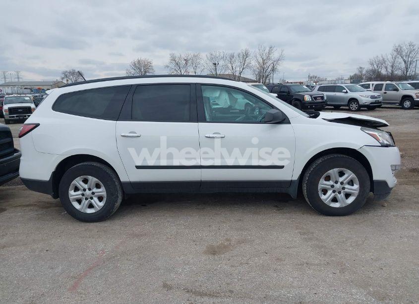 Photo 13 of 2017 Chevrolet Traverse LS (VIN 1GNKRFED3HJ350233)