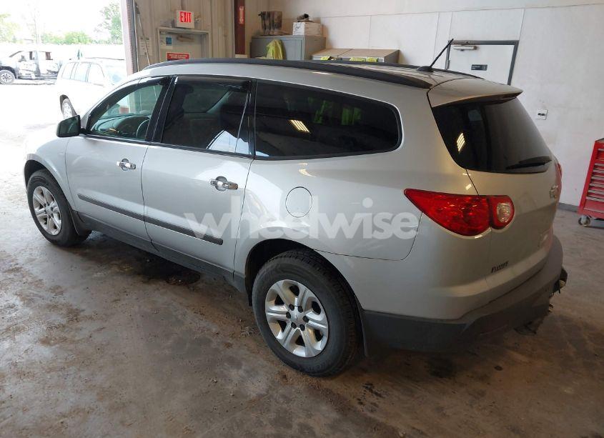 Photo 3 of 2012 Chevrolet Traverse LS (VIN 1GNKRFED4CJ382357)