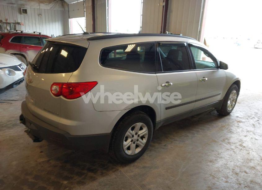 Photo 4 of 2012 Chevrolet Traverse LS (VIN 1GNKRFED4CJ382357)