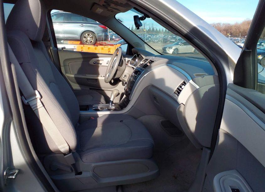 Photo 5 of 2012 Chevrolet Traverse LS (VIN 1GNKRFED4CJ387283)