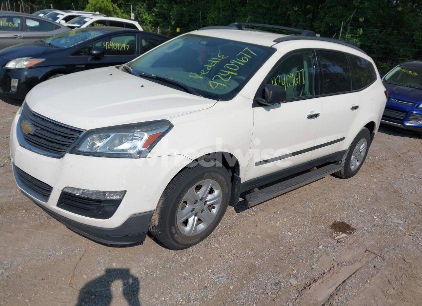 Photo 2 of 2014 Chevrolet Traverse LS (VIN 1GNKRFED4EJ232526)