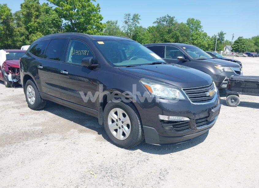 2017 Chevrolet Traverse LS (VIN 1GNKRFED4HJ115405) main photo