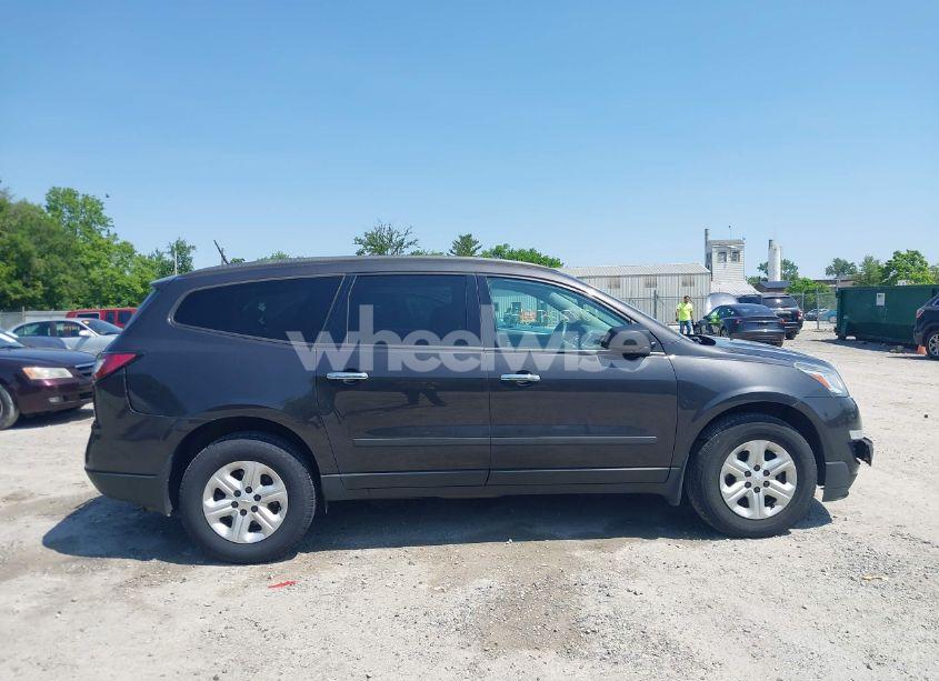 Photo 13 of 2017 Chevrolet Traverse LS (VIN 1GNKRFED4HJ115405)