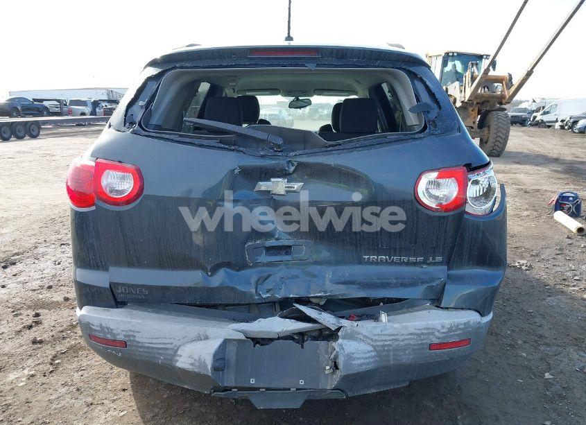 Photo 6 of 2011 Chevrolet Traverse LS (VIN 1GNKRFED5BJ212619)