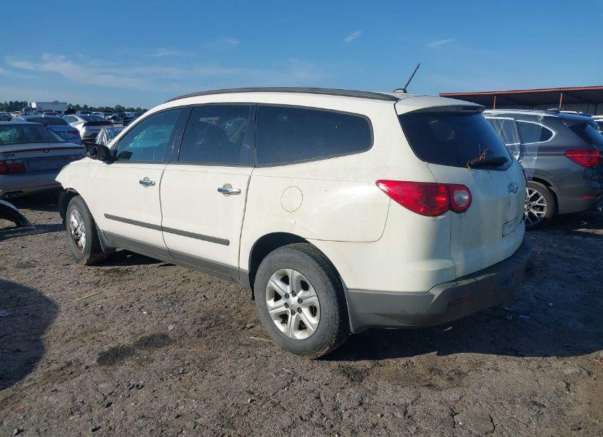 Photo 3 of 2012 Chevrolet Traverse LS (VIN 1GNKRFED5CJ178330)