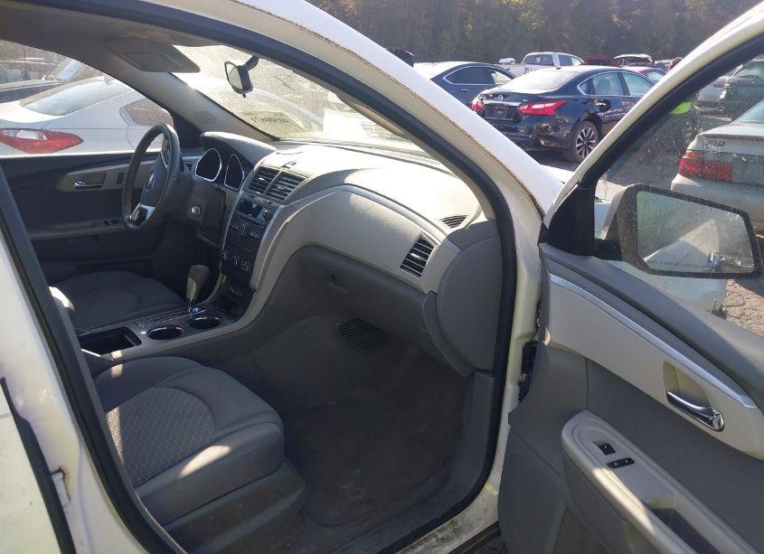 Photo 5 of 2012 Chevrolet Traverse LS (VIN 1GNKRFED5CJ178330)