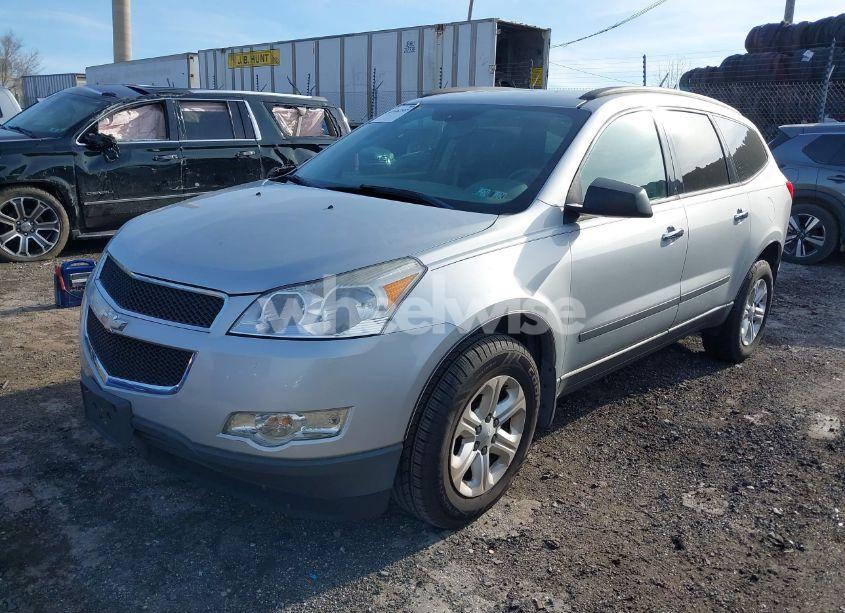 Photo 2 of 2012 Chevrolet Traverse LS (VIN 1GNKRFED5CJ271705)