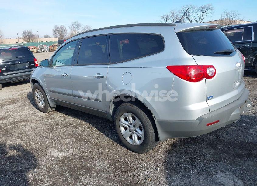 Photo 3 of 2012 Chevrolet Traverse LS (VIN 1GNKRFED5CJ271705)