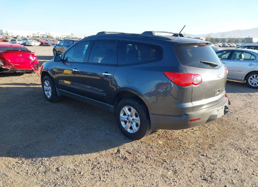 Photo 3 of 2012 Chevrolet Traverse LS (VIN 1GNKRFED5CJ374400)