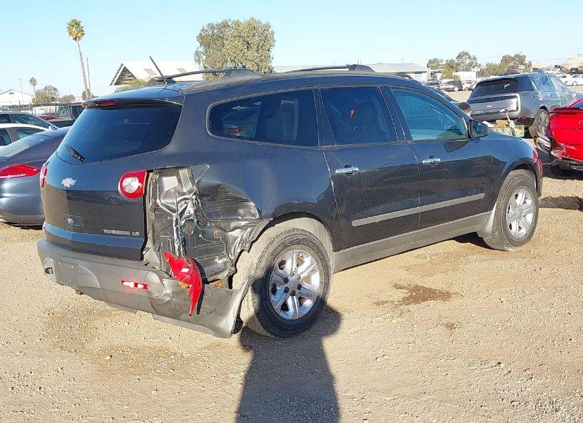 Photo 4 of 2012 Chevrolet Traverse LS (VIN 1GNKRFED5CJ374400)