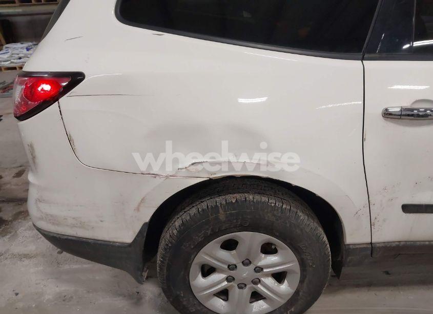 Photo 6 of 2013 Chevrolet Traverse LS (VIN 1GNKRFED5DJ103063)