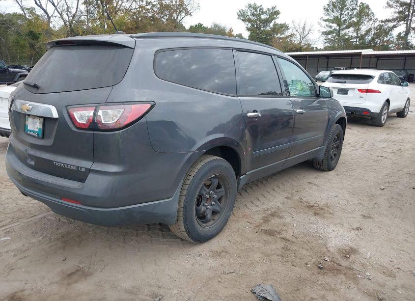 Photo 4 of 2014 Chevrolet Traverse LS (VIN 1GNKRFED5EJ268788)