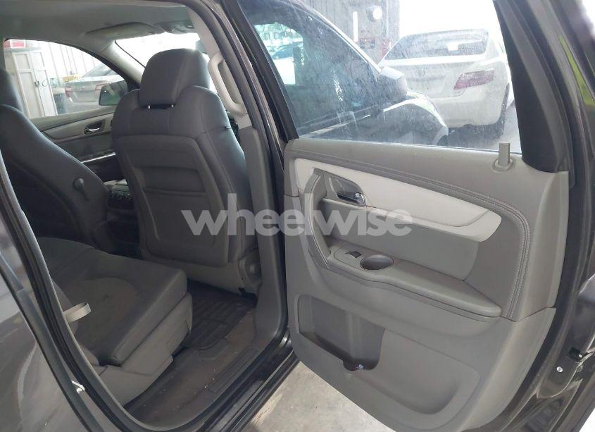 Photo 8 of 2014 Chevrolet Traverse LS (VIN 1GNKRFED5EJ273036)