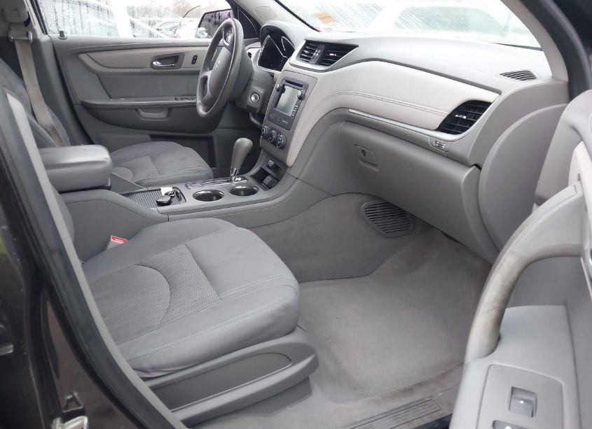 Photo 5 of 2015 Chevrolet Traverse LS (VIN 1GNKRFED5FJ169292)