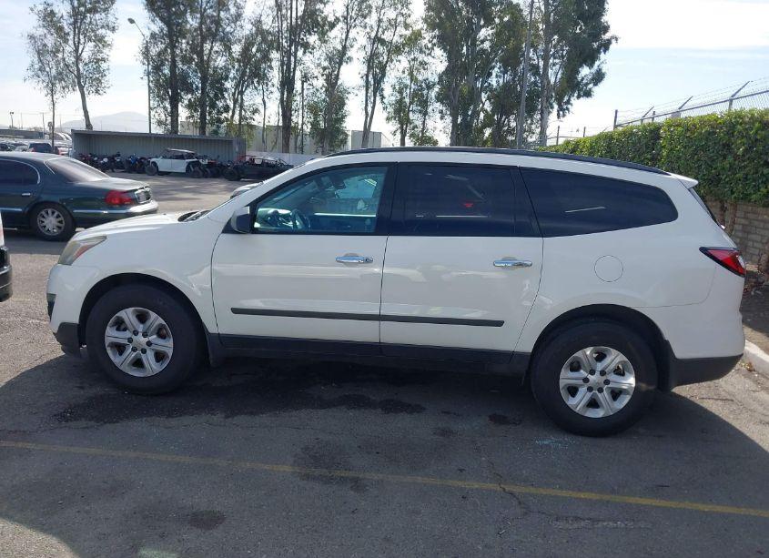 Photo 14 of 2015 Chevrolet Traverse LS (VIN 1GNKRFED5FJ196007)