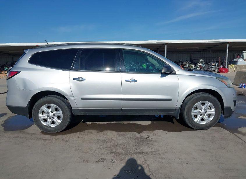 Photo 13 of 2016 Chevrolet Traverse LS (VIN 1GNKRFED5GJ296464)