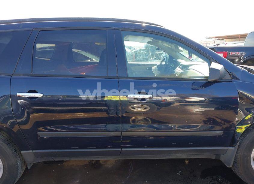 Photo 14 of 2016 Chevrolet Traverse LS (VIN 1GNKRFED5GJ312517)