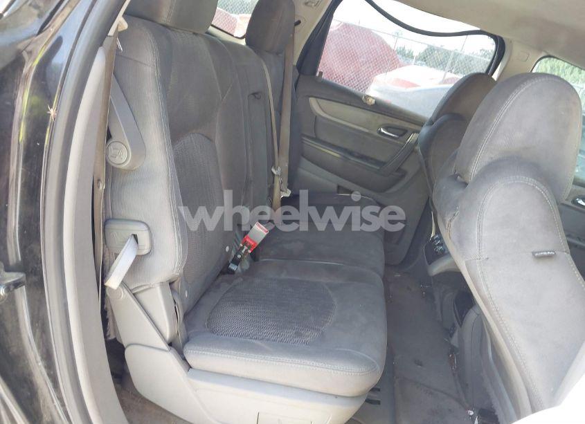 Photo 8 of 2017 Chevrolet Traverse LS (VIN 1GNKRFED5HJ314978)