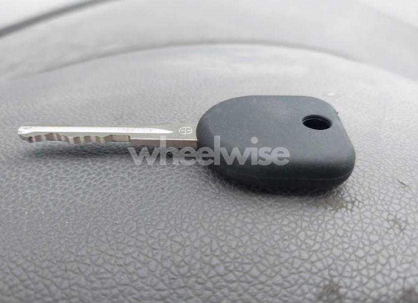 Photo 11 of 2011 Chevrolet Traverse LS (VIN 1GNKRFED6BJ170400)