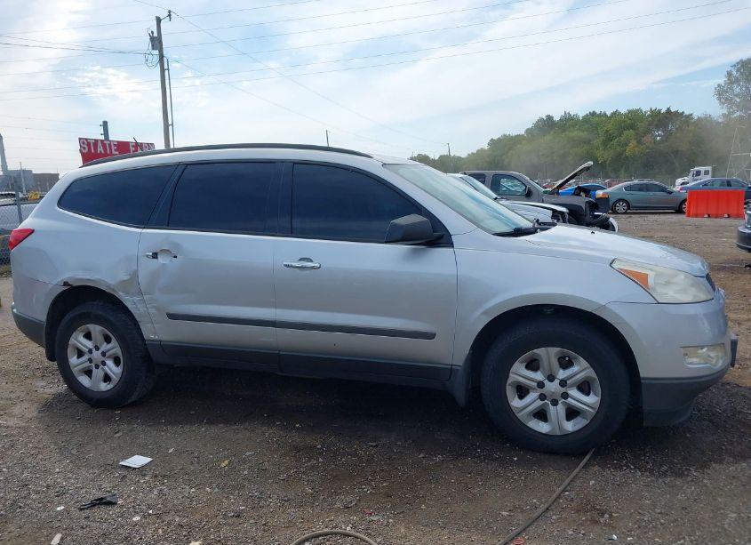 Photo 13 of 2012 Chevrolet Traverse LS (VIN 1GNKRFED6CJ111221)