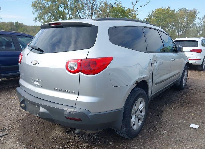 Photo 4 of 2012 Chevrolet Traverse LS (VIN 1GNKRFED6CJ111221)