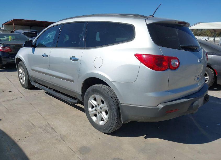 Photo 3 of 2012 Chevrolet Traverse LS (VIN 1GNKRFED6CJ141044)