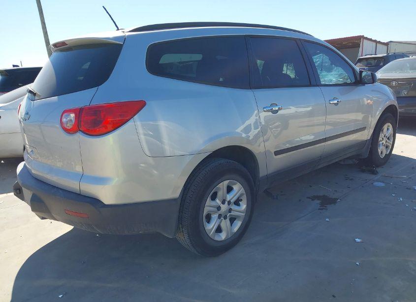 Photo 4 of 2012 Chevrolet Traverse LS (VIN 1GNKRFED6CJ141044)