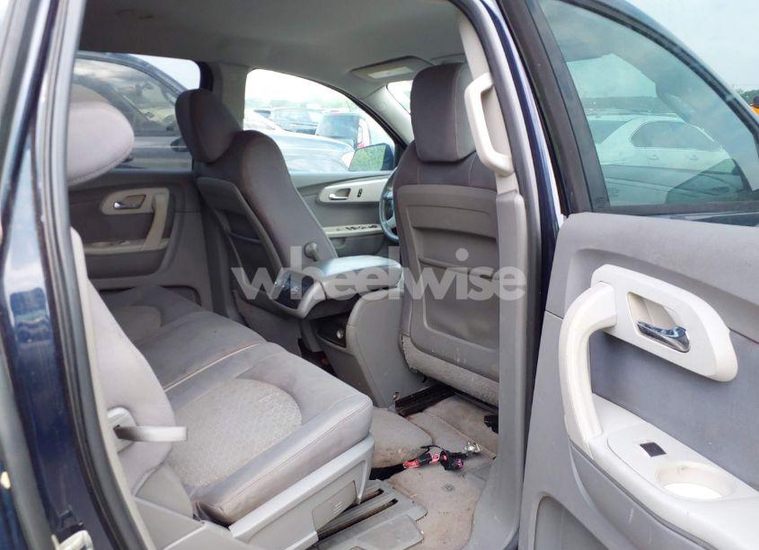 Photo 8 of 2012 Chevrolet Traverse LS (VIN 1GNKRFED6CJ178966)