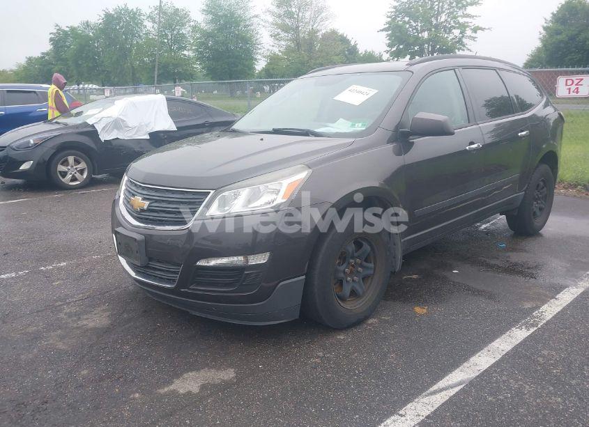 Photo 2 of 2013 Chevrolet Traverse LS (VIN 1GNKRFED6DJ110992)