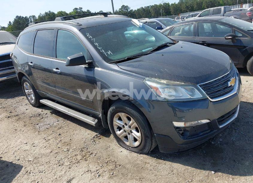 2014 Chevrolet Traverse LS (VIN 1GNKRFED6EJ247464) main photo