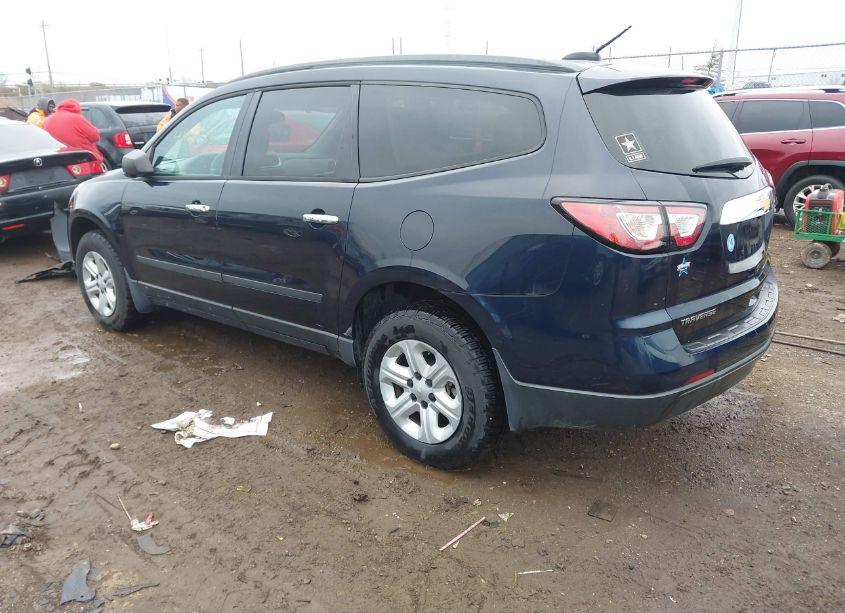 Photo 3 of 2017 Chevrolet Traverse LS (VIN 1GNKRFED6HJ157834)