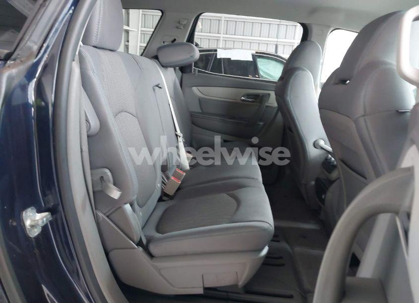 Photo 8 of 2017 Chevrolet Traverse LS (VIN 1GNKRFED6HJ305819)