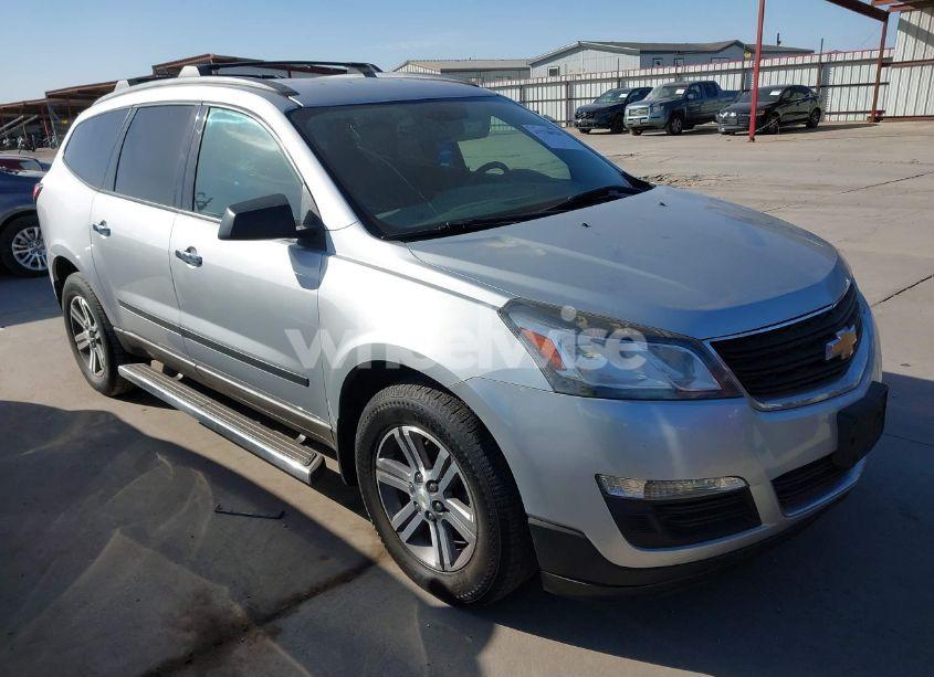 2017 Chevrolet Traverse LS (VIN 1GNKRFED6HJ349609) main photo