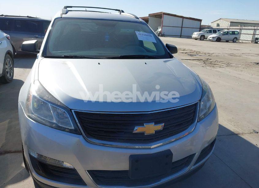 Photo 6 of 2017 Chevrolet Traverse LS (VIN 1GNKRFED6HJ349609)