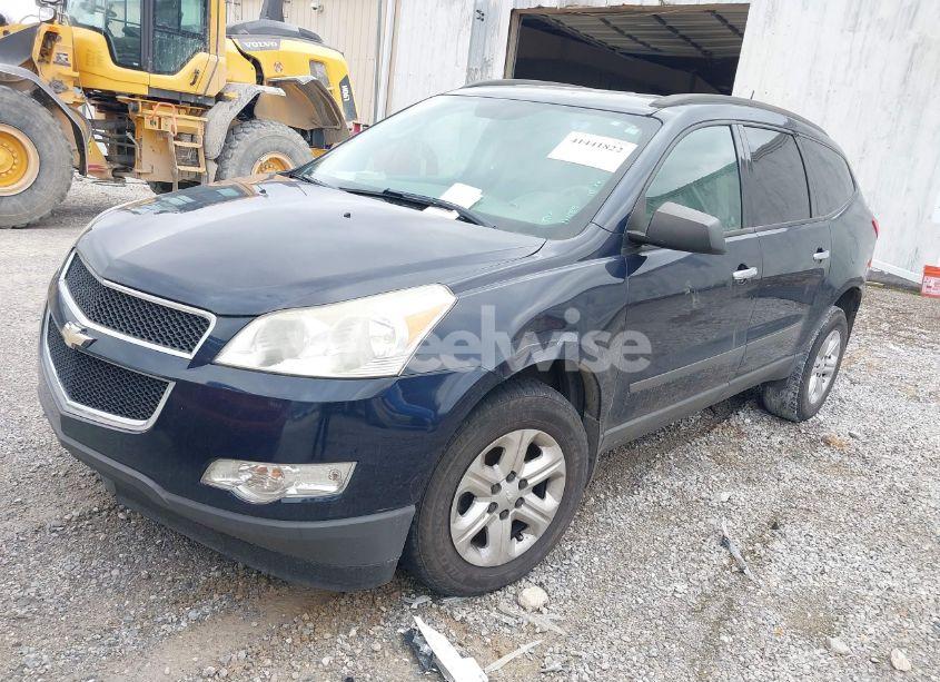 Photo 2 of 2012 Chevrolet Traverse LS (VIN 1GNKRFED7CJ117089)